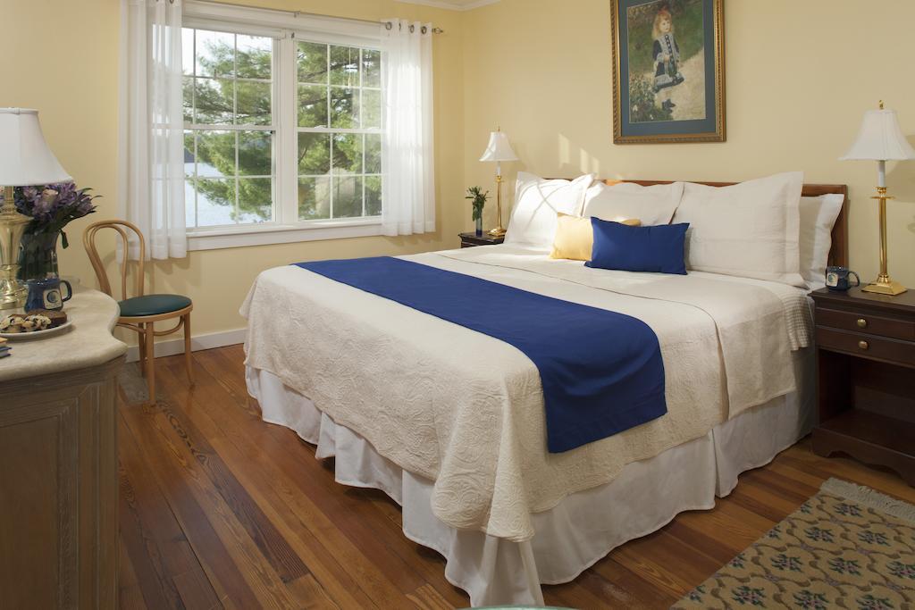 Wolf Cove Inn Poland 외부 사진