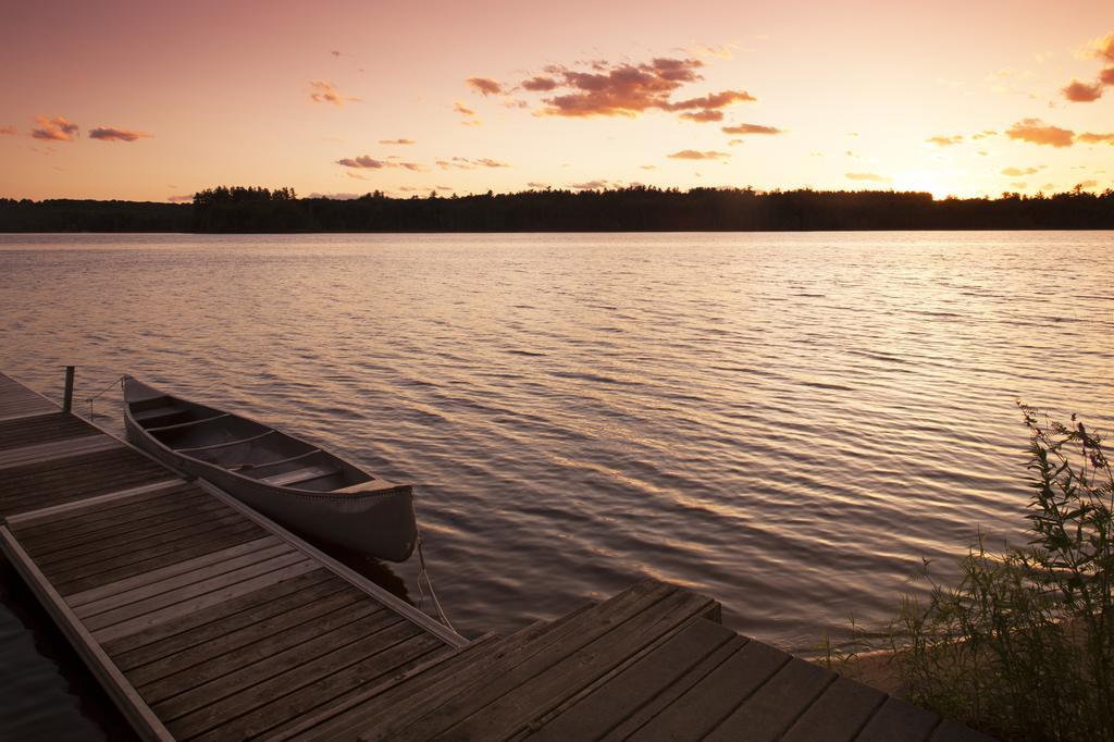 Wolf Cove Inn Poland 외부 사진